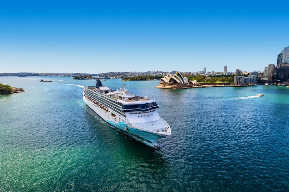 Norwegian Spirit • Sydney Neuseeland &ndash; &copy; TIM FAIRCLOTH // Norwegian Cruise Line
