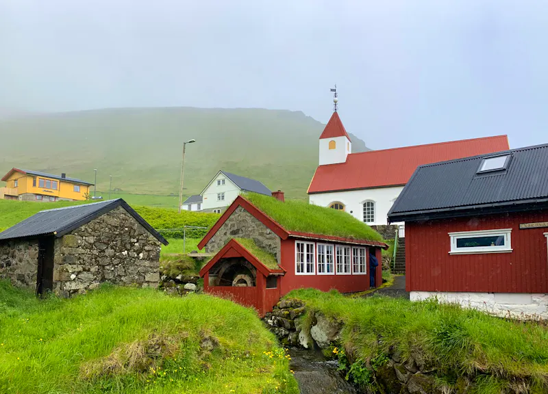 Mikladalur auf der Färöer-Insel Kalsoy - &copy;Heike Wagner - Eberhardt TRAVEL