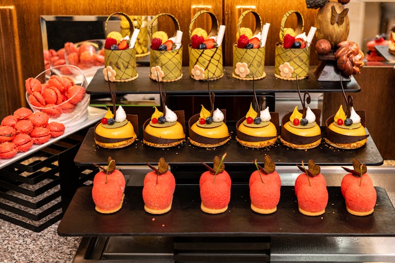 Sunny Day Resort Buffet &ndash; &copy;Kolev Photography