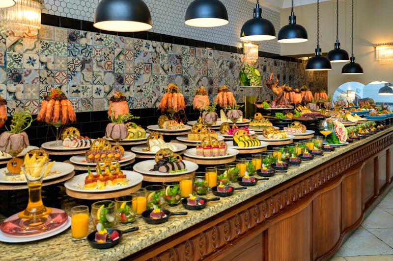 Sunny Day Resort Buffet &ndash; &copy;Kolev Photography