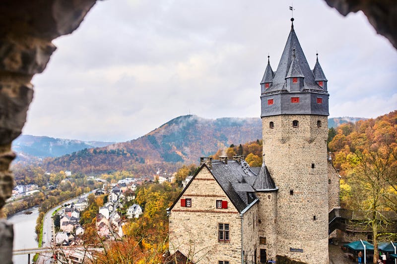 Burg Altena - &copy;netforever - stock.adobe.com