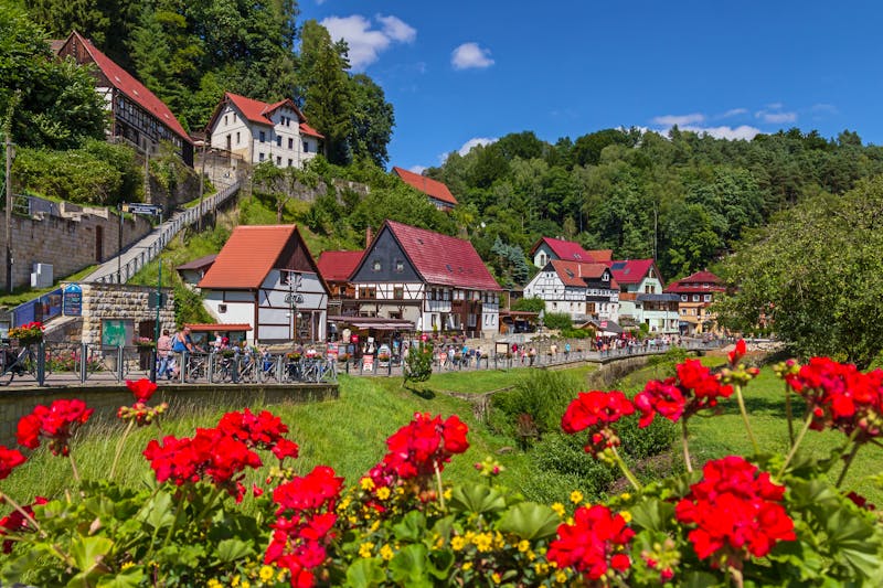 Kurort Rathen in der Sächsischen Schweiz - Fachwerkhäuser im Ortskern - &copy;wkbilder - stock.adobe.com