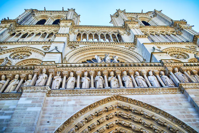 Kathedrale Notre-Dame in Paris - Eingangsportal und Türme - &copy;Ekaterina Pokrovsky - stock.adobe.com