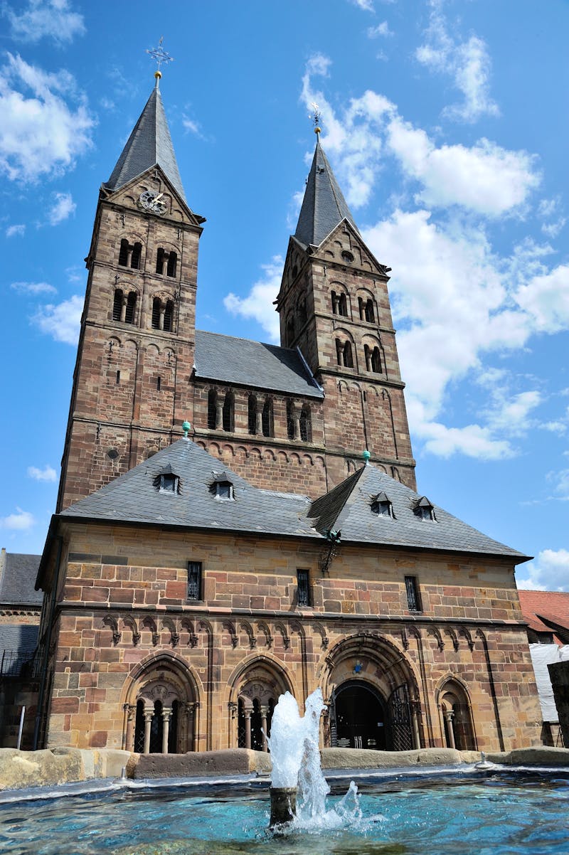 Fritzlar Dom  - &copy;guidowalter15 - stock.adobe.com