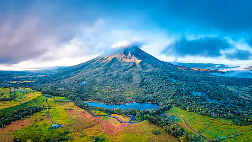 Vulkan Arenal in Costa Rica &ndash; &copy; Pedro - stock.adobe.com