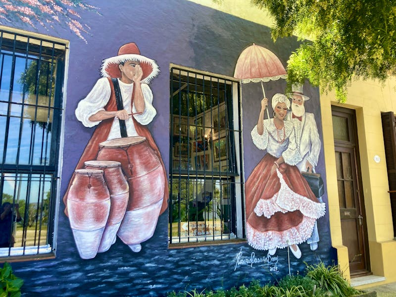 Hauswandbemalung mit den traditionellen Trommeln des Candombe - &copy;Mareike Schmidt - Eberhardt TRAVEL