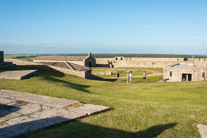 Historische Gebäude in der Festungsanlage Santa Teresa - &copy;Carolina Jaramillo - stock.adobe.com
