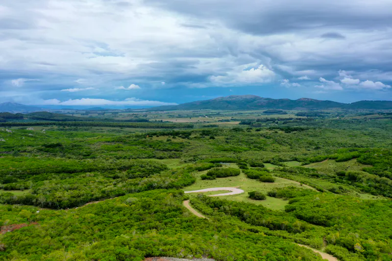 Die hügelige Landschaft der Sierras de Minas - &copy;Gonzalo - stock.adobe.com
