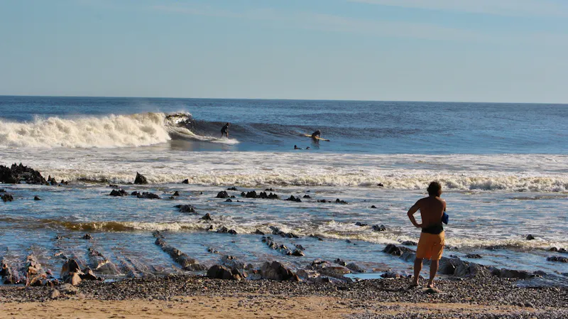Surfen am Strand von La Paloma - &copy;jorgealberto - stock.adobe.com