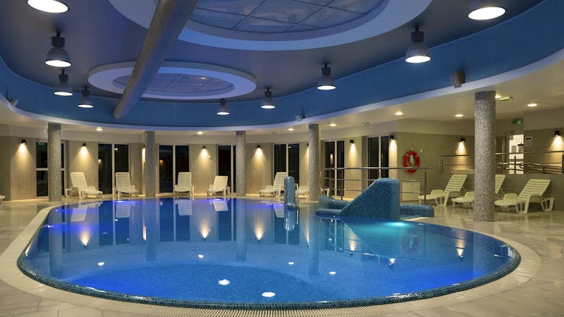 Schwimmbad im Hotel Wolin &ndash; &copy;IdeaSpa Travel
