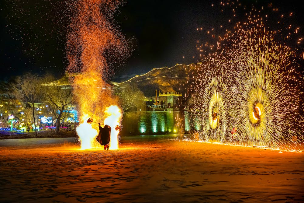 Silvestershow an der Großen Mauer in Gubei, China &ndash; &copy; Xiuying Zou