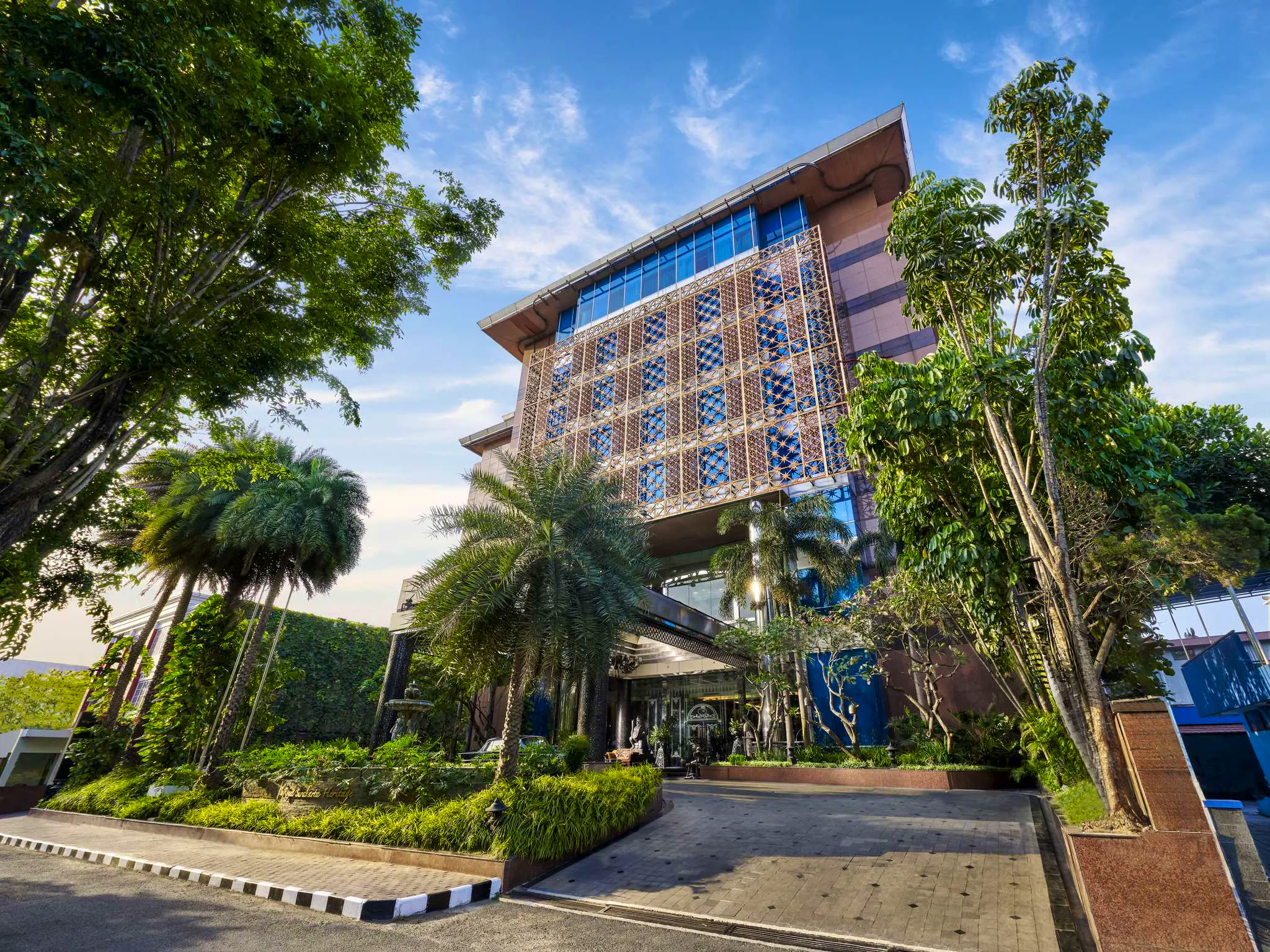 The Royal Surakarta Heritage - MGallery in Surakarta, Indonesien - Hotel von außen &nbsp;&ndash;&nbsp;&copy;&nbsp;The Royal Surakarta Heritage - MGallery