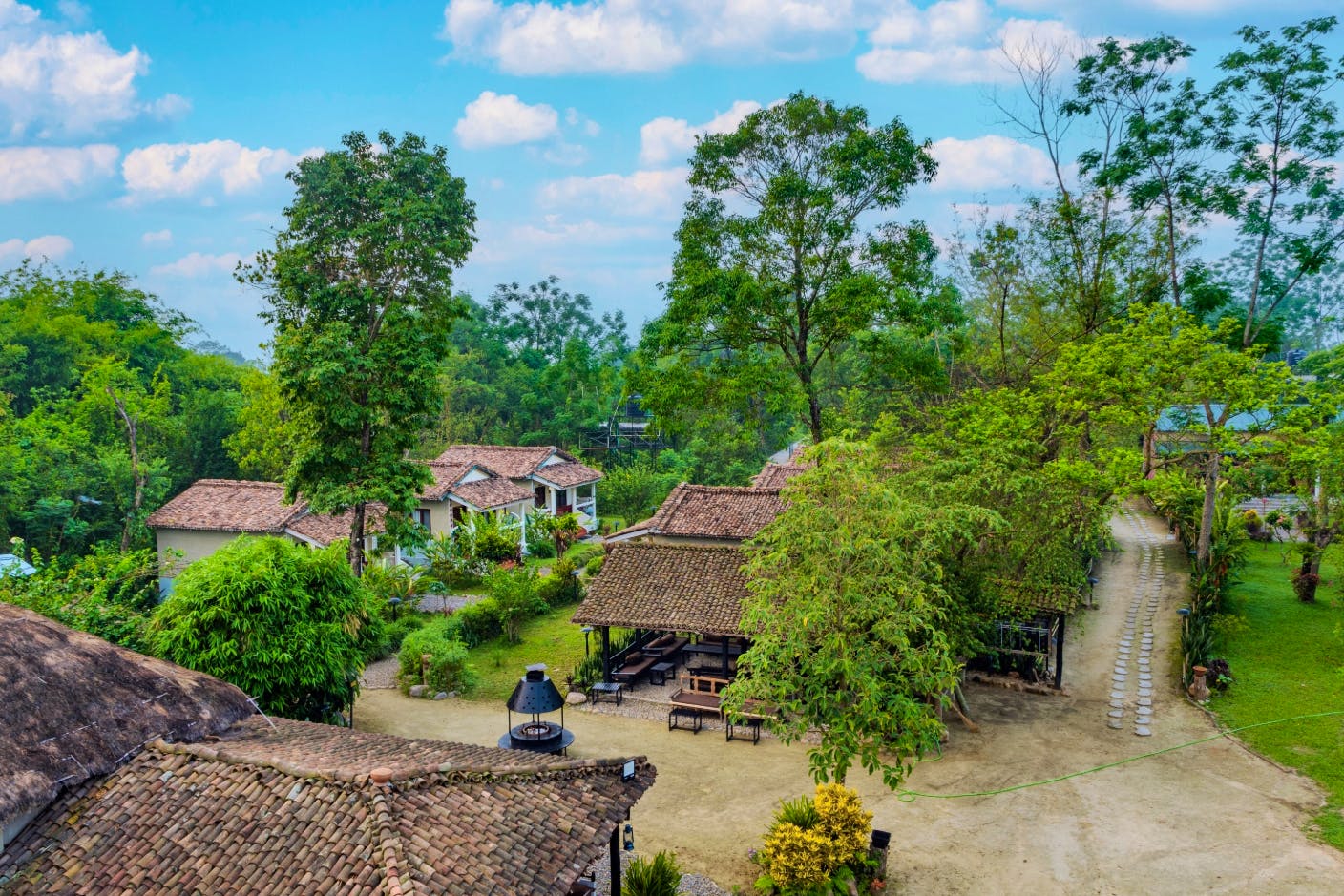 Machan Country Villa in Kumarwarti, Nepal - Hotelanlage &nbsp;&ndash;&nbsp;&copy;&nbsp;Machan Country Villa