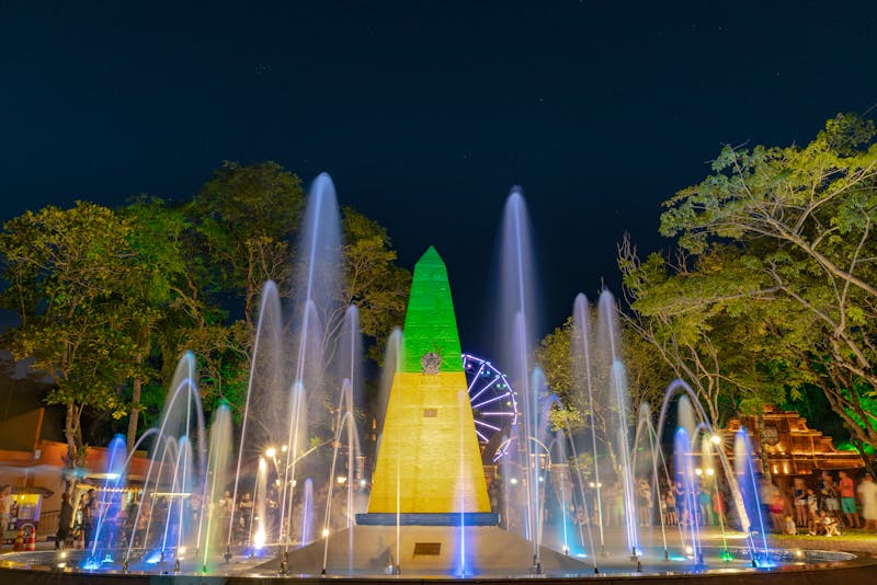 Markierungsstein am Dreiländereck in Brasilien - &copy;Seungki - stock.adobe.com