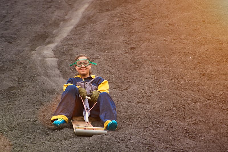 Sandboarding auf dem Cerro Negro in León (Nicaragua) - &copy;PixieMe - stock.adobe.com