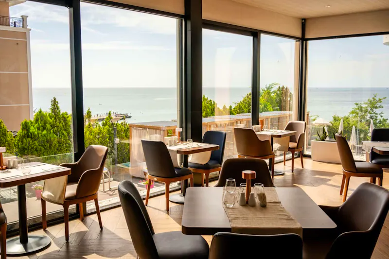 Grand Hotel Sveti Vlas - Restaurant &ndash; &copy;www.andrey-andreev.com
