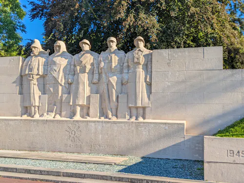 Verdun, Kriegerdenkmal &ndash; &copy; Dr. Michael Krause - Eberhardt TRAVEL
