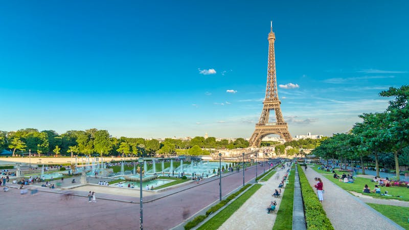 Blick auf den Eiffelturm von den Jardins du Trocadéro in Paris - &copy;HyperlapsePro - stock.adobe.com