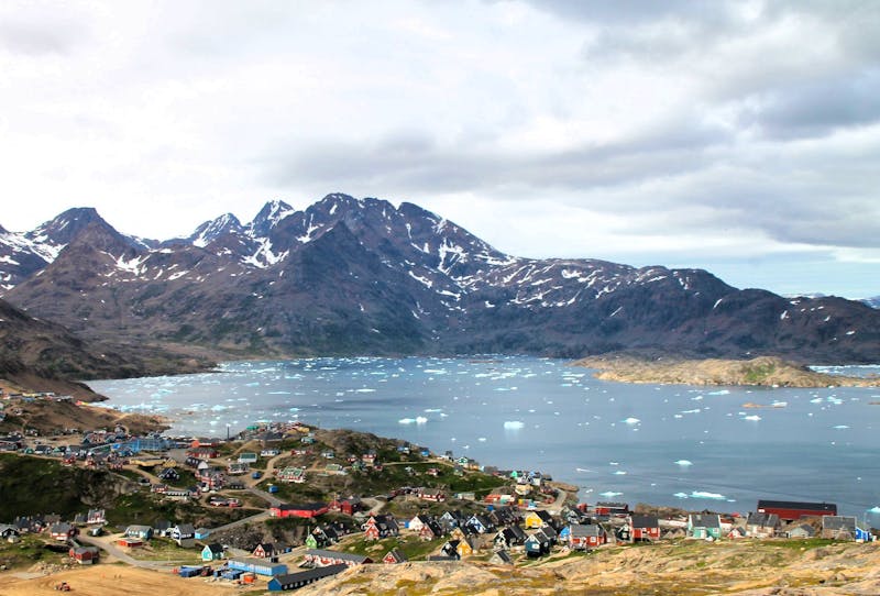 Spaziergang zu einem Aussichtspunkt von Tasiilaq - &copy;Jacob Spangenberg - Eberhardt TRAVEL