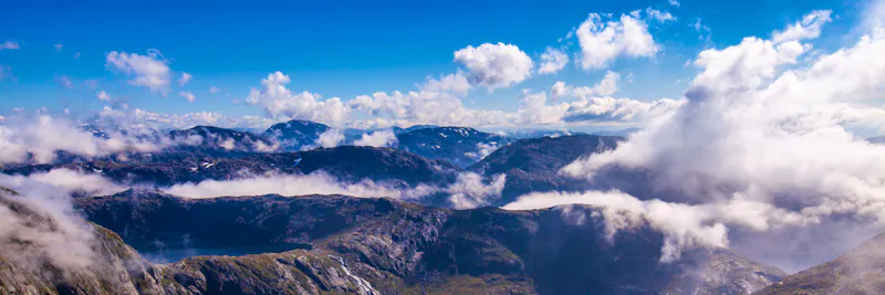 Rosendal in Norwegen - &copy;KRNO - stock.adobe.com