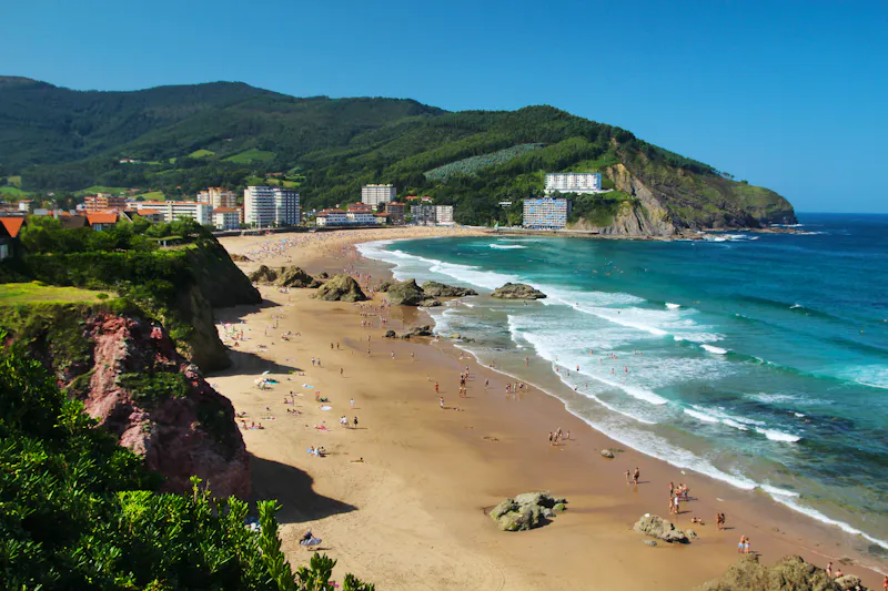 Stadtstrand von Bakio - &copy;nastyakamysheva - stock.adobe.com