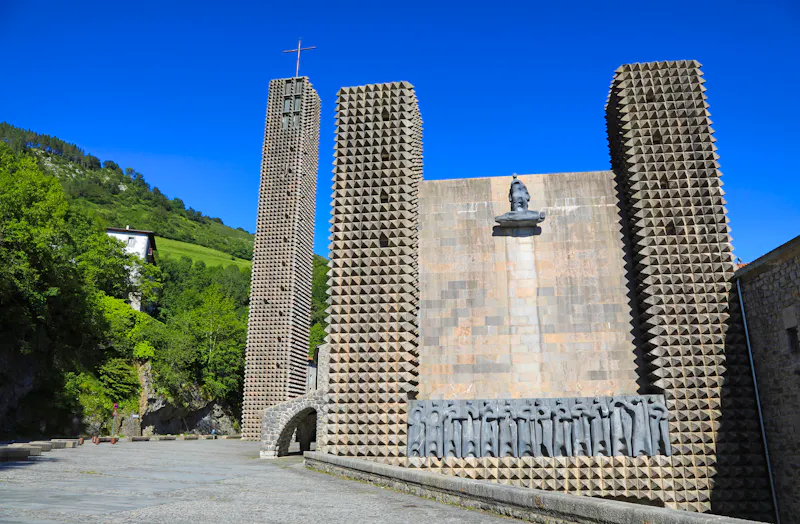 Kloster von Arantzazu - &copy;txakel - stock.adobe.com