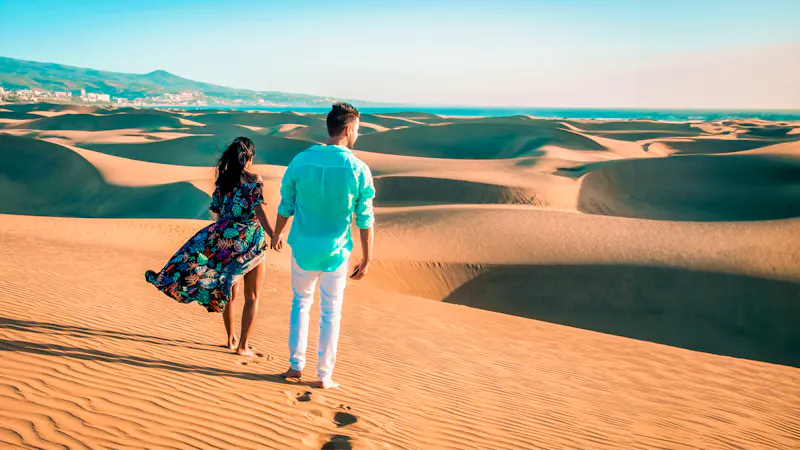 Spaziergang in den Dünen von Maspalomas - &copy;Fokke Baarssen - stock.adobe.com