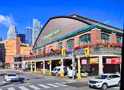 St Lawrence Market in Toronto &ndash; &copy; Sabine Reckord - Eberhardt TRAVEL