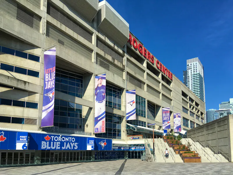 Rogers Centre - Spielstättte der Toronto Blue Jays Eishockey-Mannschaft - &copy;Andreas Wolfsteller - Eberhardt TRAVEL
