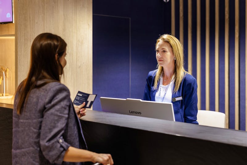 Rezeption im Hotel Porta Mare Active & Spa Resort &ndash; &copy;IdeaSpa 