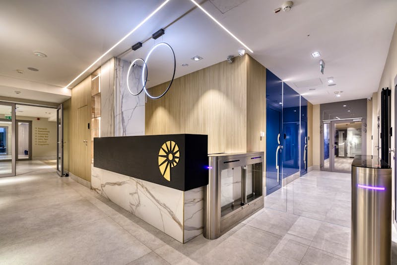 Schwimmbadrezeption im Hotel Porta Mare Active & Spa Resort &ndash; &copy;IdeaSpa 