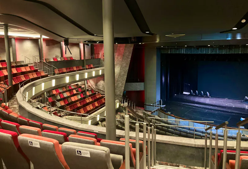 Theater auf der Mein Schiff 1 - &copy;Mareike Schmidt - Eberhardt TRAVEL