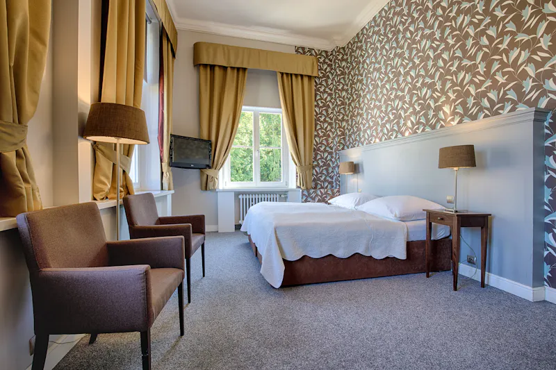 Teplice - Kurhaus Kaiserbad - Zimmerbeispiel Doppelzimmer &ndash; &copy;FOTO STUDIO H, Ondrej Hajek, Vojtech Hajek, Ludmila Hajkova