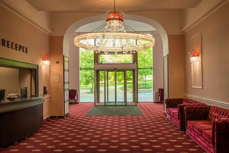 Teplice - Kurhaus Kaiserbad - Rezeption &ndash; &copy;www stryja com milan stryja com