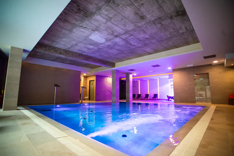 Schwimmbad im West Baltic Resort &ndash; &copy;IdeaSpa Travel