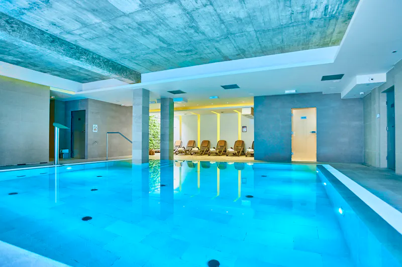 Schwimmbad im West Baltic Resort &ndash; &copy;IdeaSpa Travel