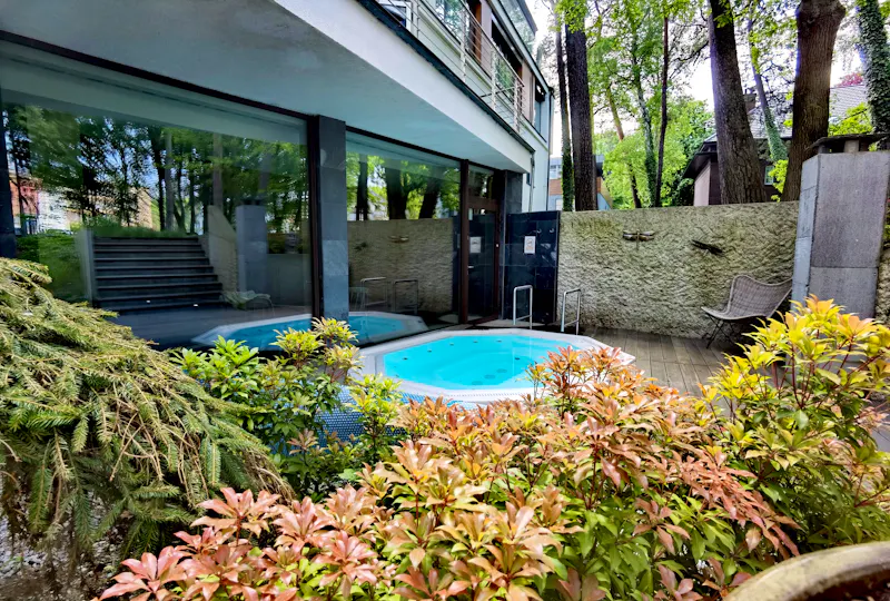 Außenwhirlpool im West Baltic Resort &ndash; &copy;IdeaSpa Travel