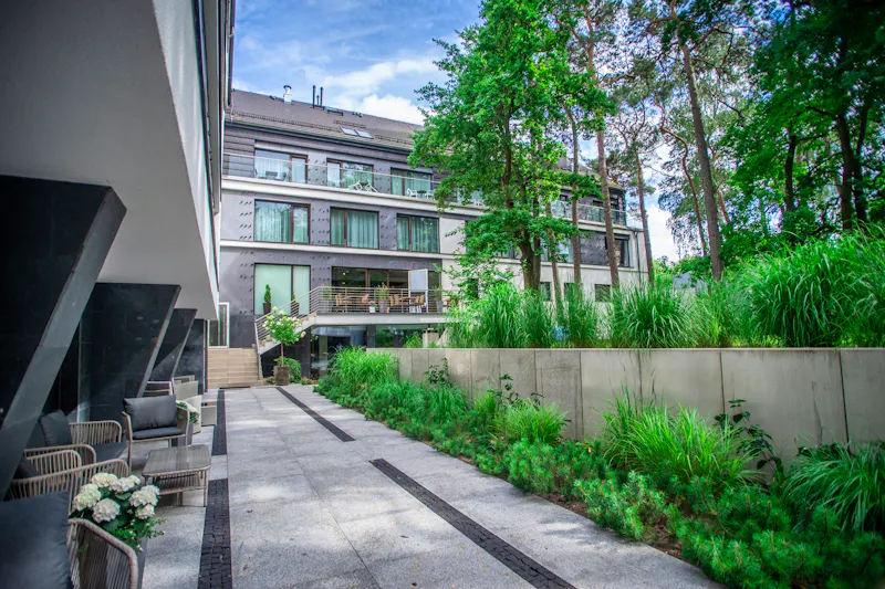 Gartenanlage im West Baltic Resort &ndash; &copy;IdeaSpa Travel