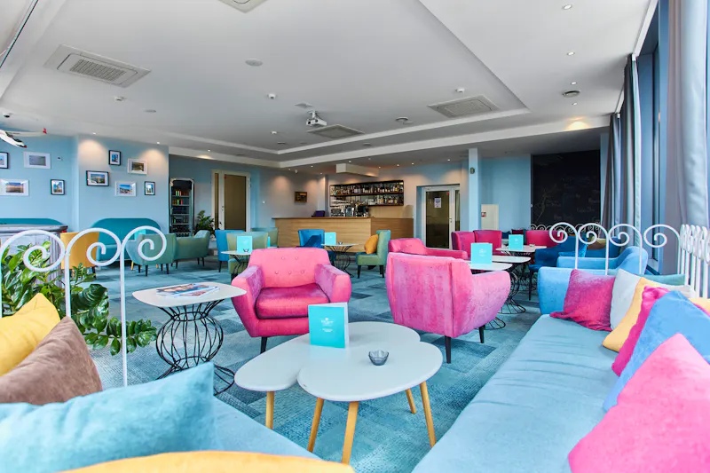 Panorama Cafe im West Baltic Resort &ndash; &copy;IdeaSpa Travel