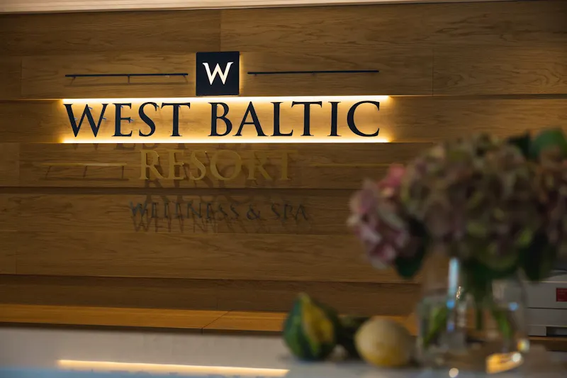 Rezeption im West Baltic Resort &ndash; &copy;IdeaSpa Travel