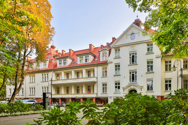 Fassade Hotel Kaisers Garten &ndash; &copy;IdeaSpa Travel