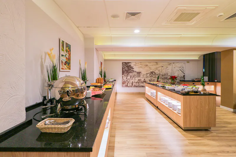 Restaurant mit Buffet im Hotel Afrodyta Spa &ndash; &copy;IdeaSpa Travel