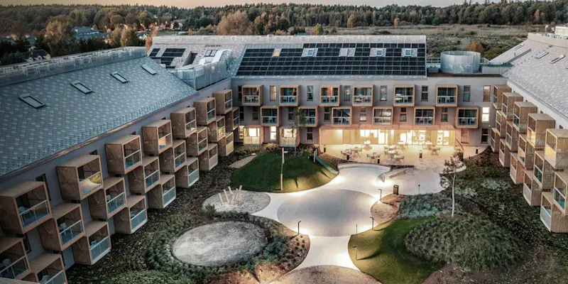 Vogelperspektive vom NICKEL Resort & Wellnest &ndash; &copy;IdeaSpa Travel