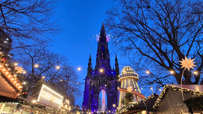 Edinburgh: Weihnachtsmarkt - &copy;Sinah Witzig - Eberhardt TRAVEL