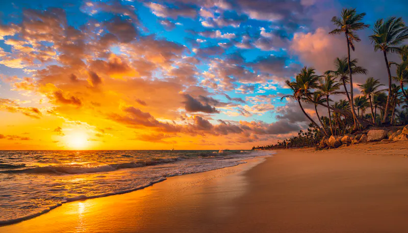 Sonnenuntergang auf Malediven - &copy;ValentinValkov - stock.adobe.com