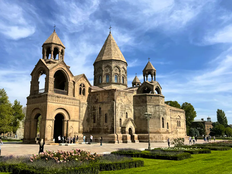 Kathedrale in Etschmiadsin - &copy;Falk Rätzer - Eberhardt TRAVEL