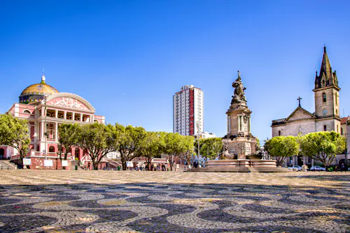 Historischer Platz Largo São Sebastião  &ndash; &copy; Dani - stock.adobe.com