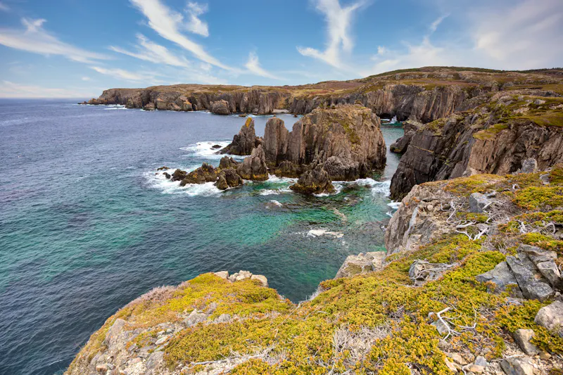 Felsnadeln an der Küste der Bonavista Halbinsel - &copy;Menno Schaefer - stock.adobe.com