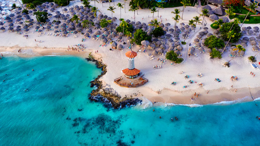 Strand von Bayahibe &ndash; &copy; Mexico Drone - stock.adobe.com
