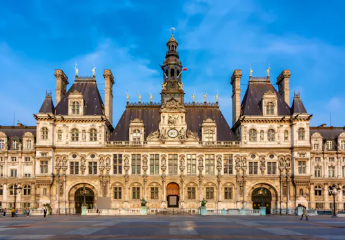 Rathausplatz im Marais-Viertel, Paris &ndash; &copy; Mistervlad - stock.adobe.com